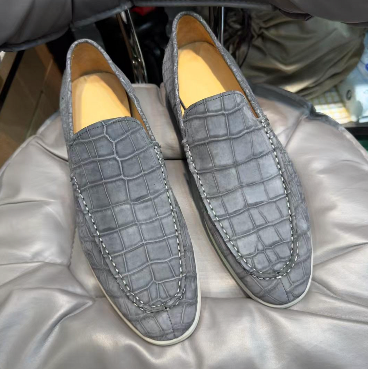 Men’s Luxury Crocodile-Pattern Leather Loafers