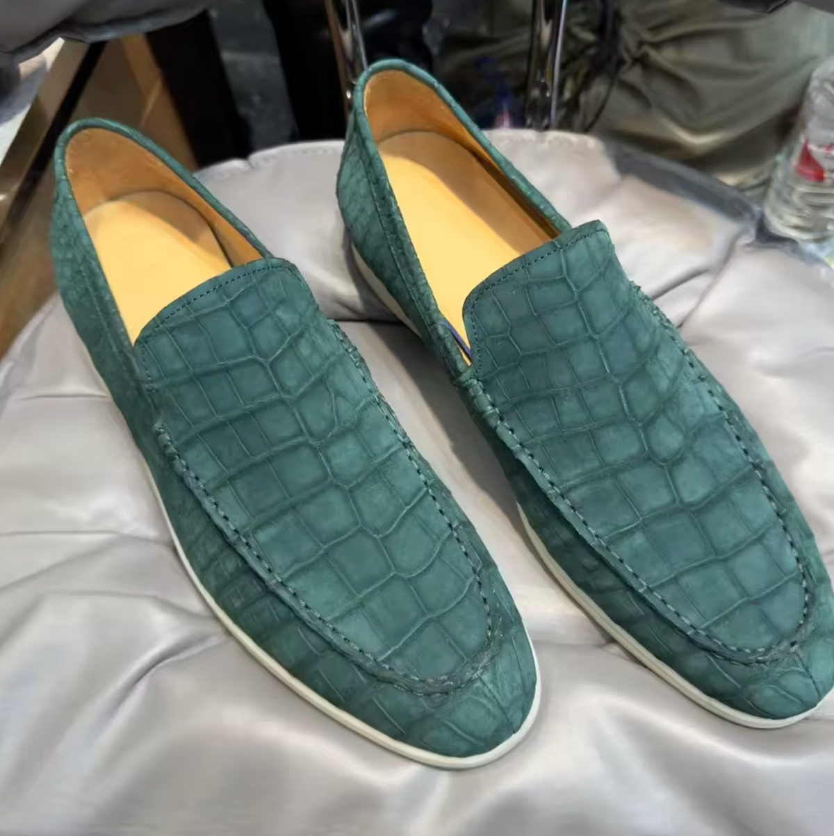 Men’s Luxury Crocodile-Pattern Leather Loafers